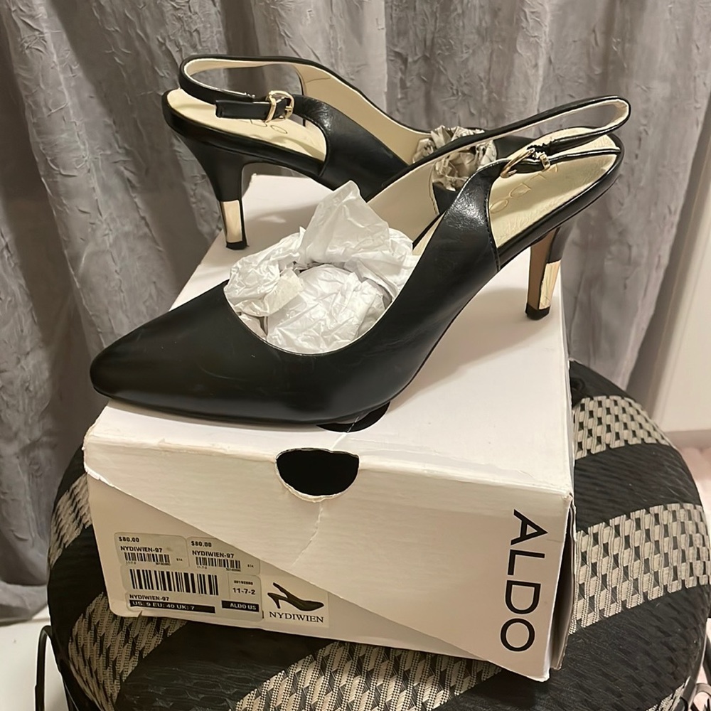 3.5 in Heel, Leather Slingback’s